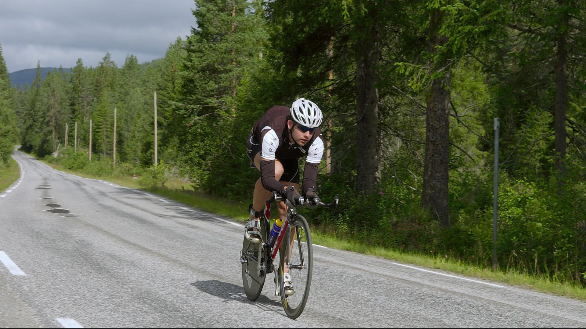 kaiyun网站-接力前两棒中国领先 美澳后程反超，接力中国队  第2张
